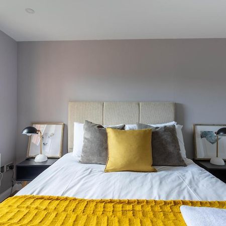 Stunning 1 Bed Merchant City Apartment With Parking Glasgow Buitenkant foto