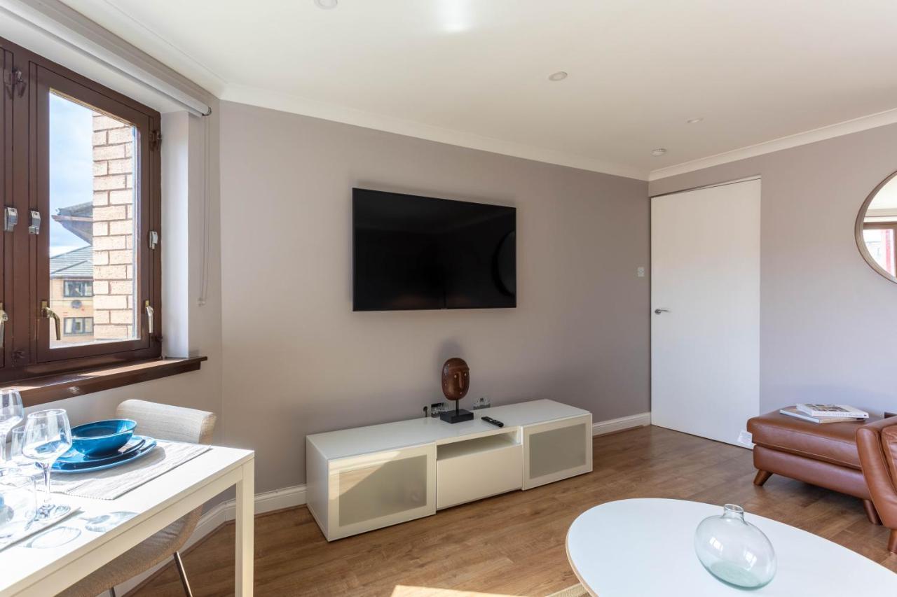 Stunning 1 Bed Merchant City Apartment With Parking Glasgow Buitenkant foto