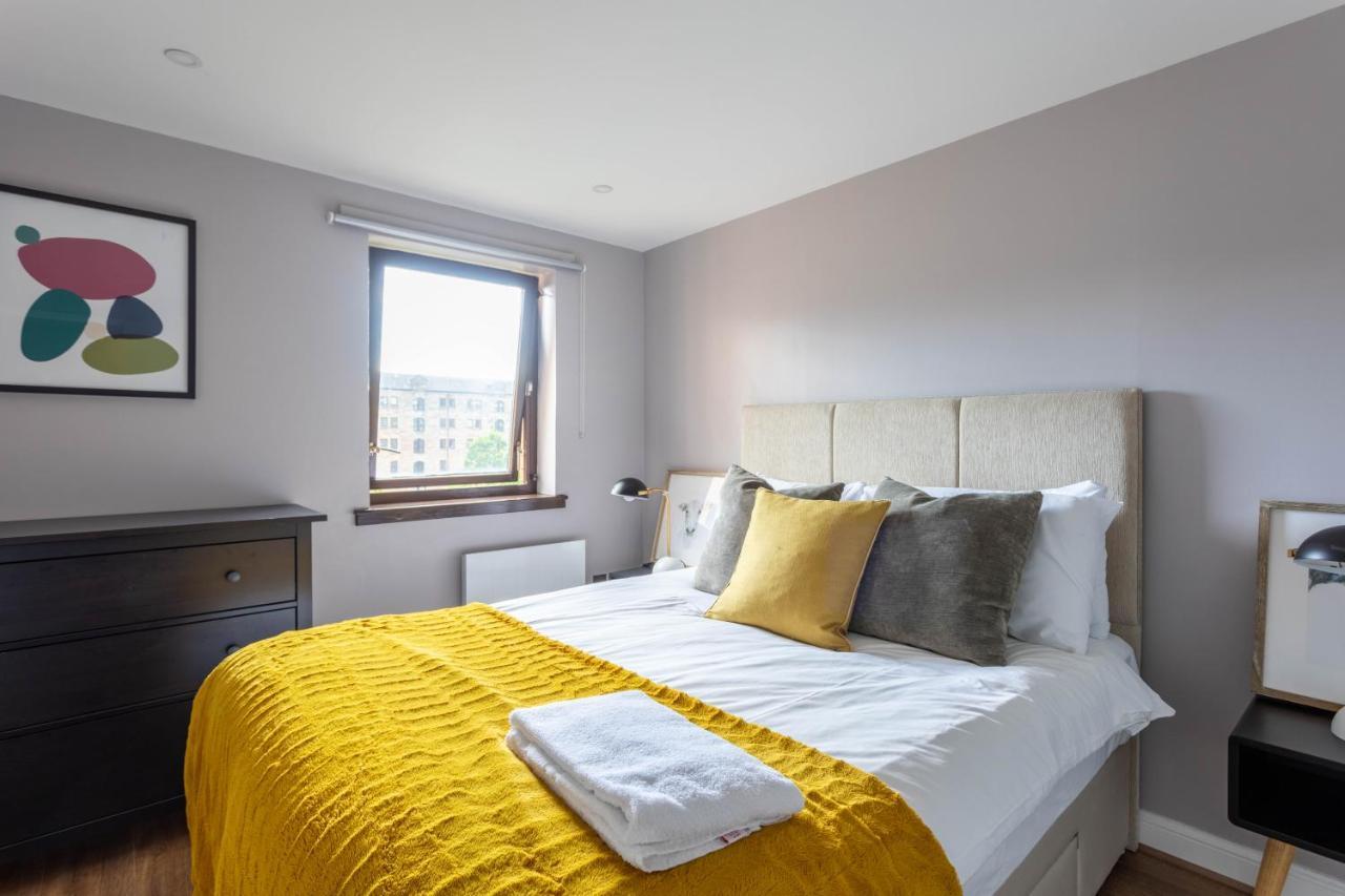 Stunning 1 Bed Merchant City Apartment With Parking Glasgow Buitenkant foto