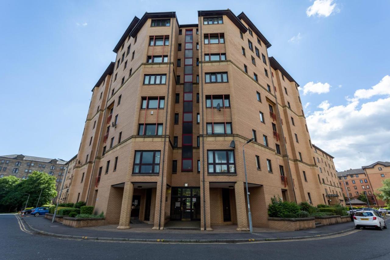 Stunning 1 Bed Merchant City Apartment With Parking Glasgow Buitenkant foto